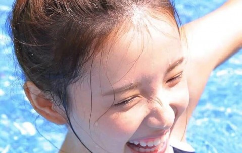 怀孕初期吐的喉咙肿疼出血怎么办