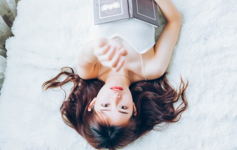 怀孕初期吃叶酸就可以吗