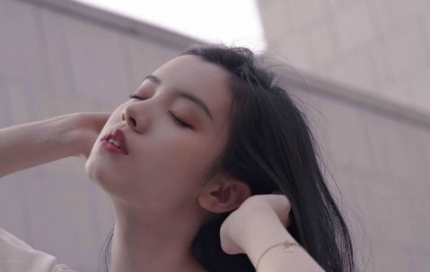 怀孕初期孕囊下方积液肚子痛怎么办