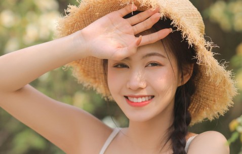 怀孕初期胸口疼还有点低烧怎么回事