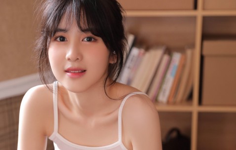 怀孕初期胸痛肚疼，原因解析与应对策略